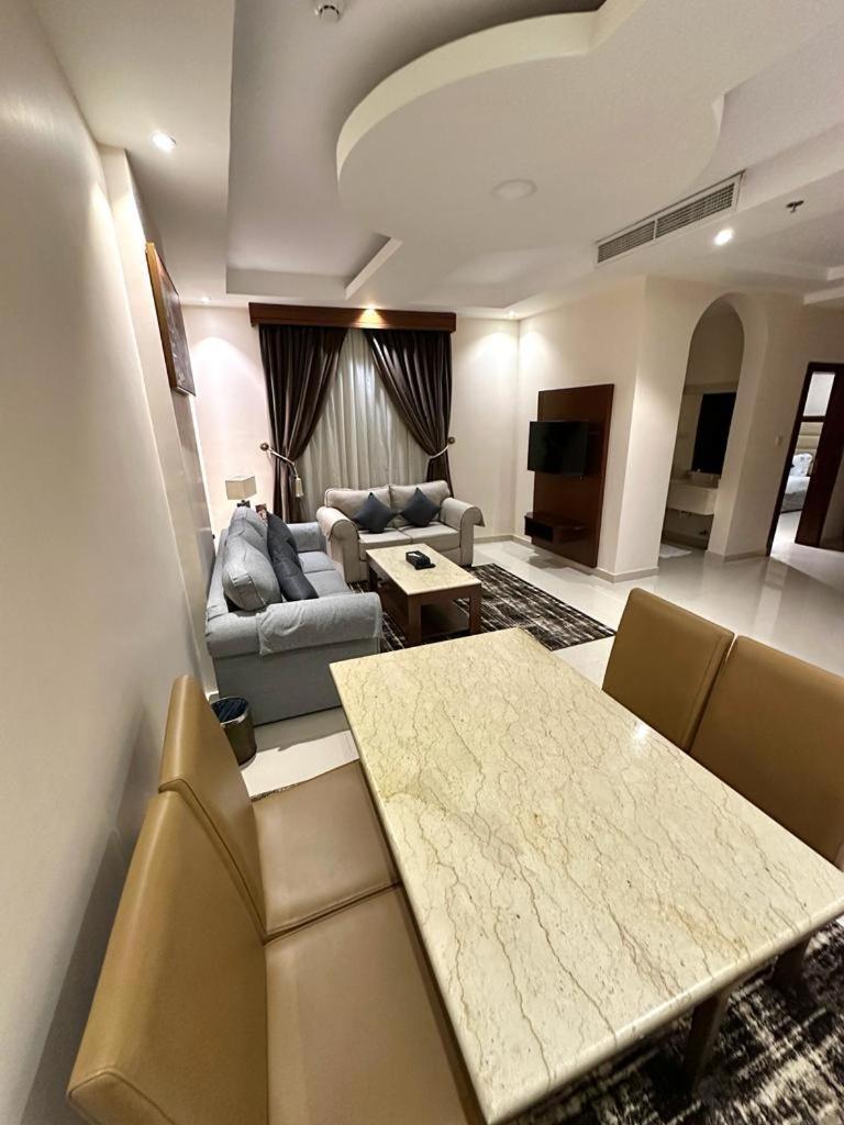 Sas Al Olaya Hotel Suites Al Khobar Luaran gambar