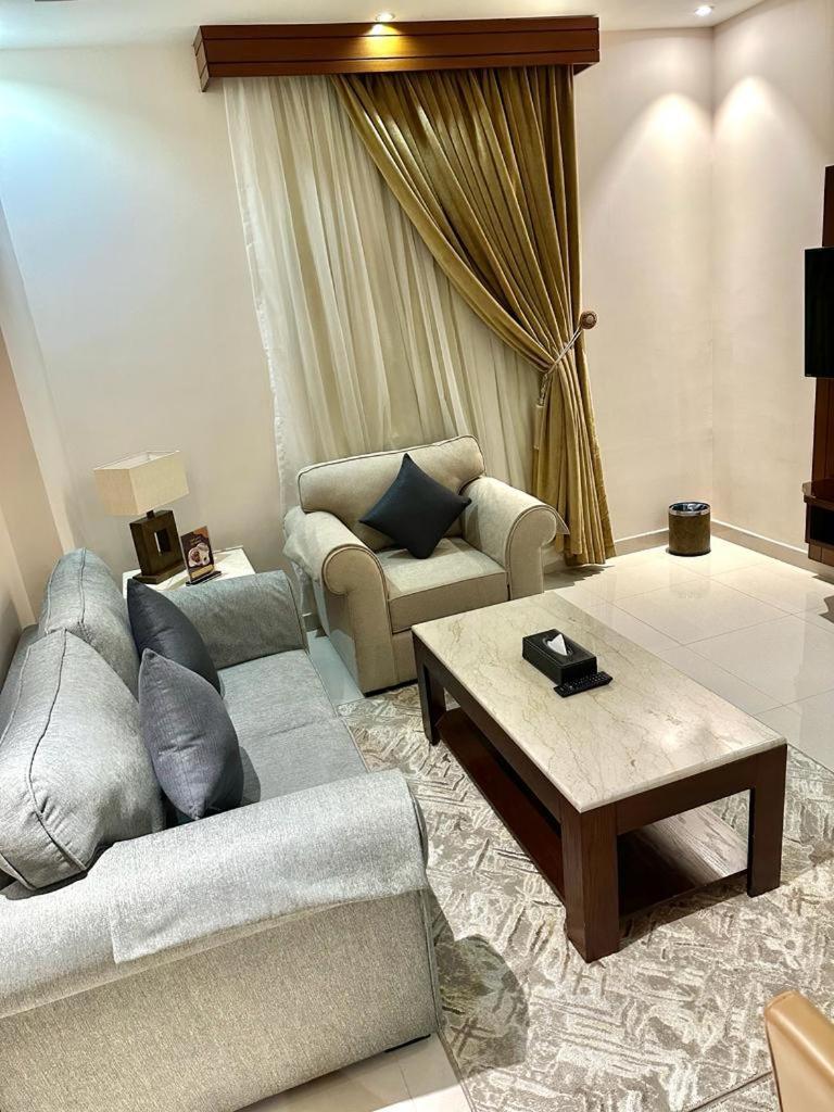 Sas Al Olaya Hotel Suites Al Khobar Luaran gambar